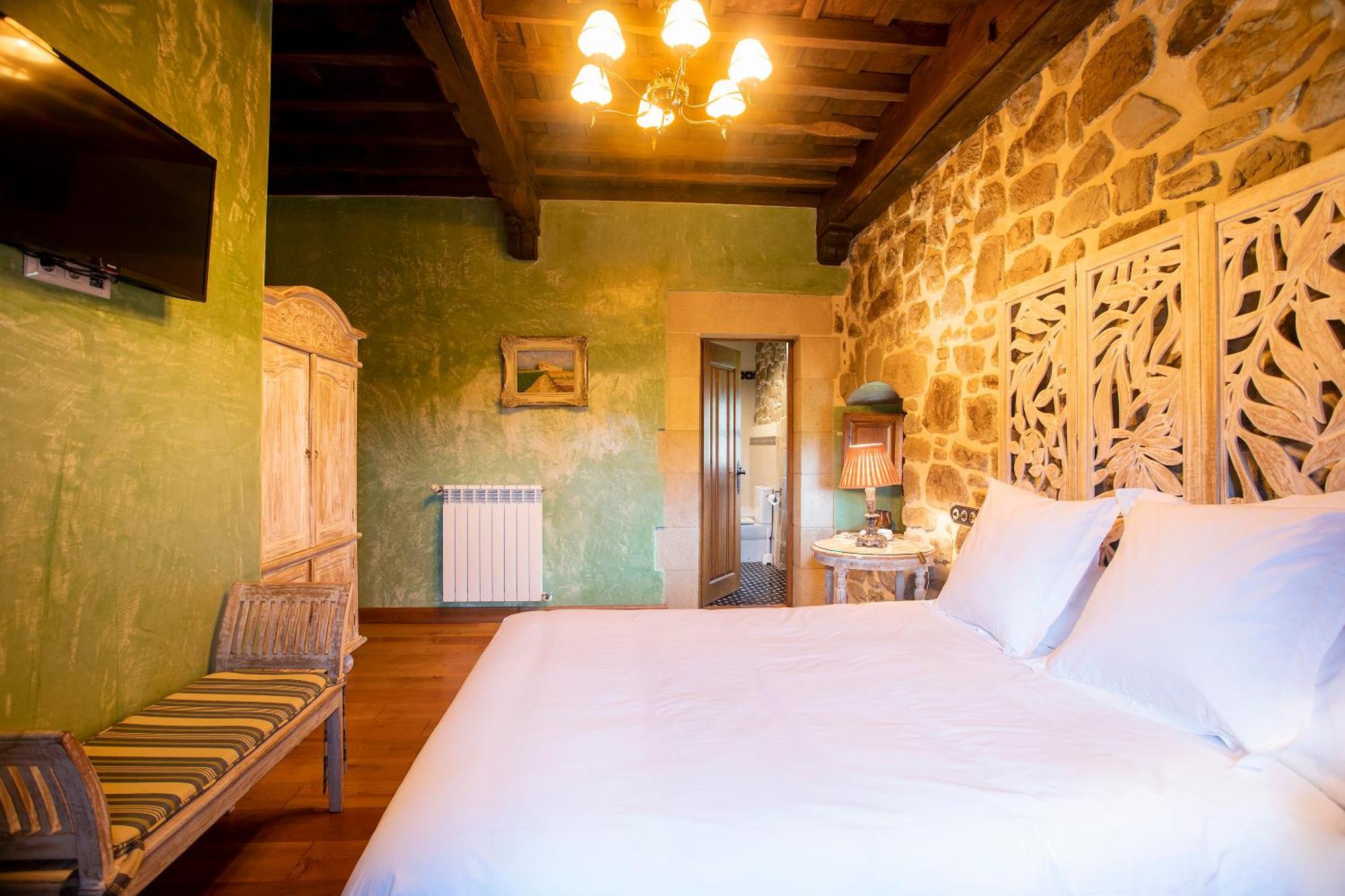 Hotel Palacio La Cajiga Abandames Room photo